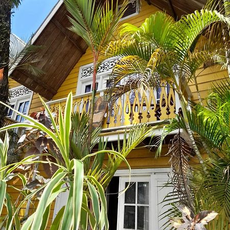 Charming Yellow Houses Loft-Style Apartment Bocas Town Luaran gambar
