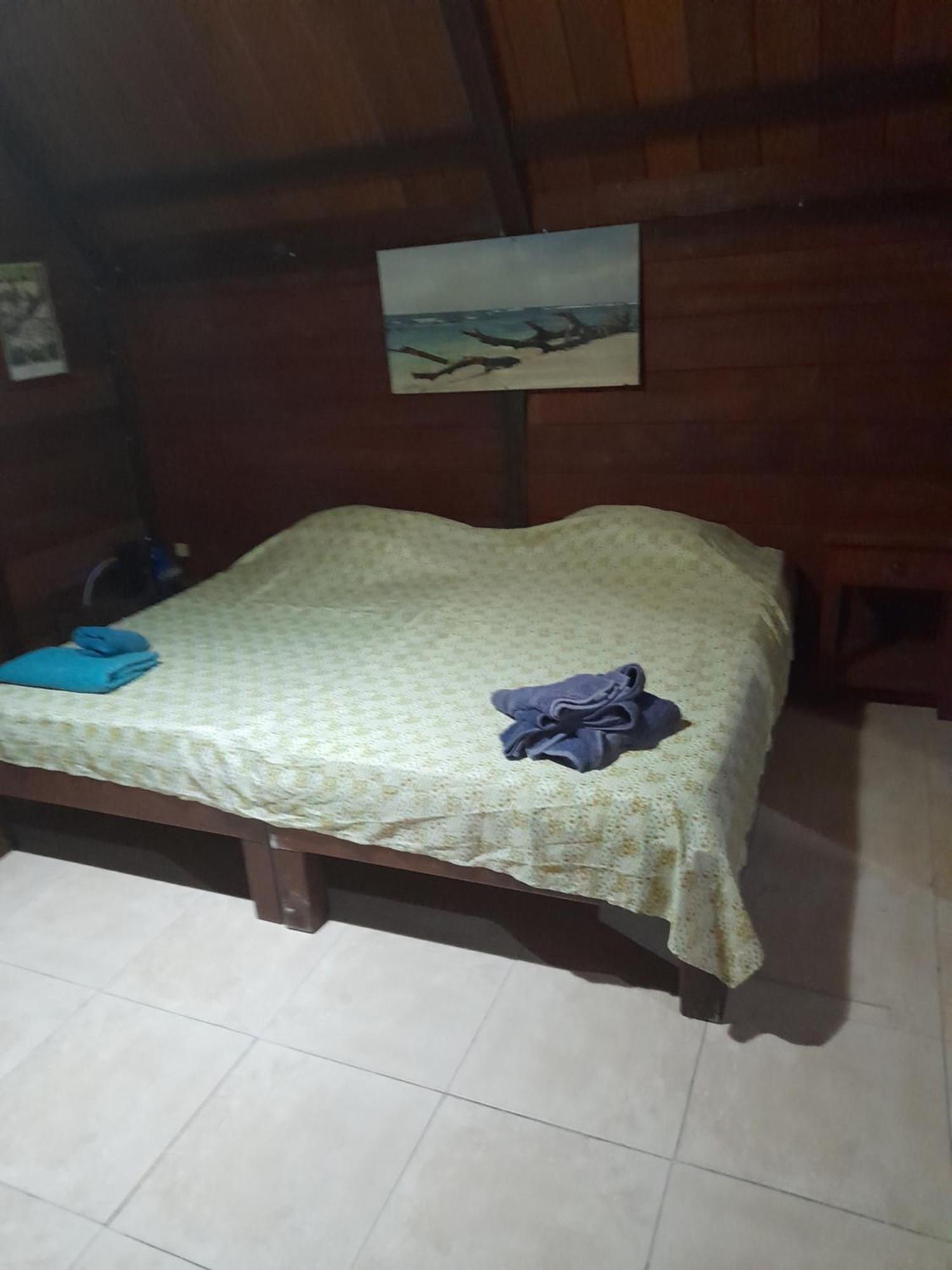 Charming Yellow Houses Loft-Style Apartment Bocas Town Luaran gambar