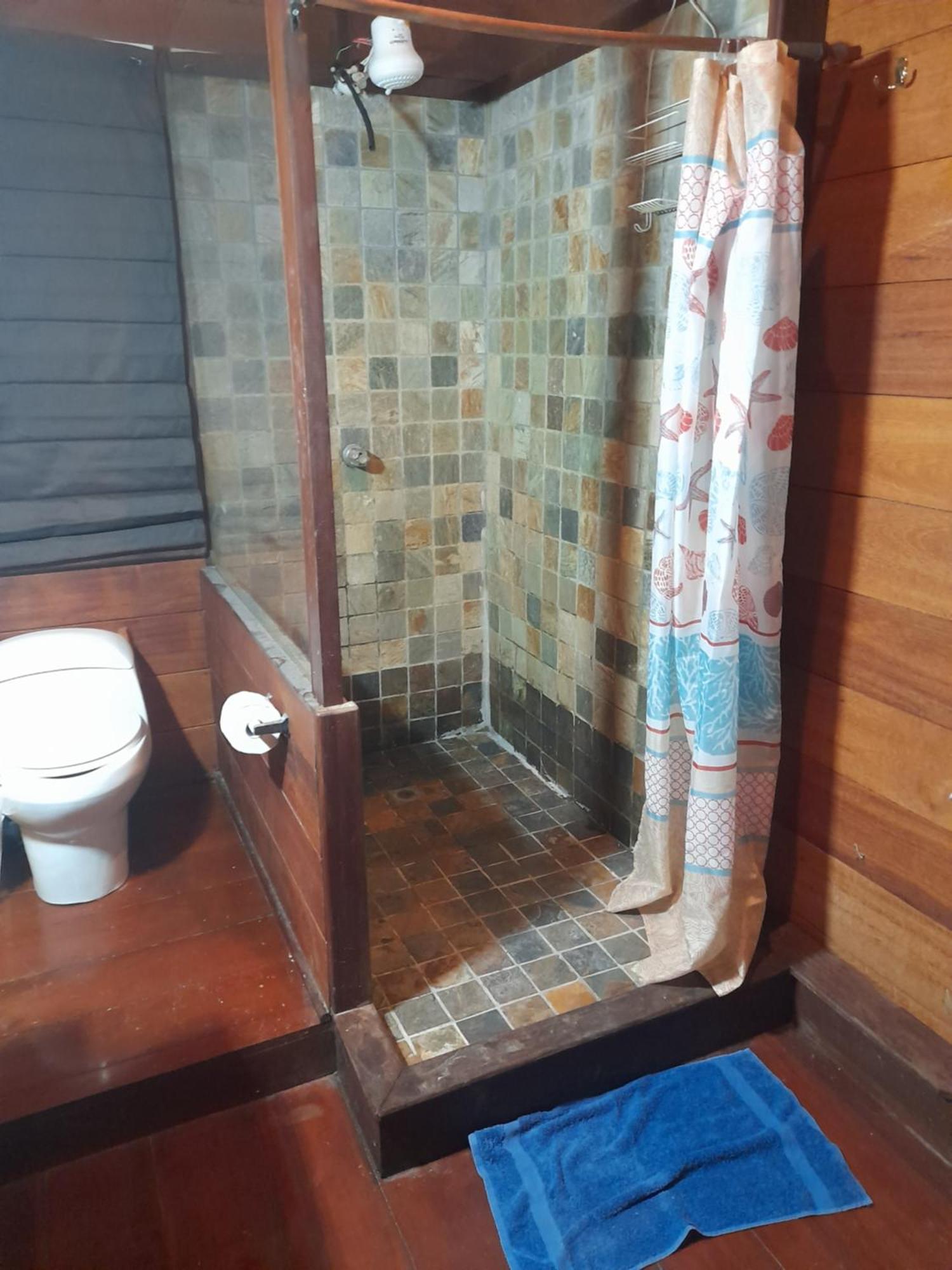 Charming Yellow Houses Loft-Style Apartment Bocas Town Luaran gambar